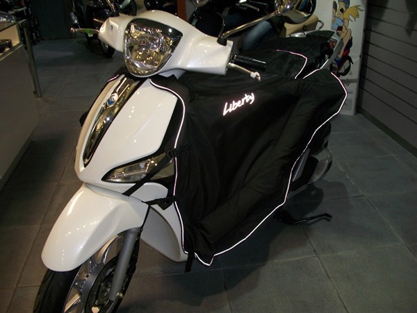 Leg blanket Piaggio Liberty iget Piaggio original 606247m