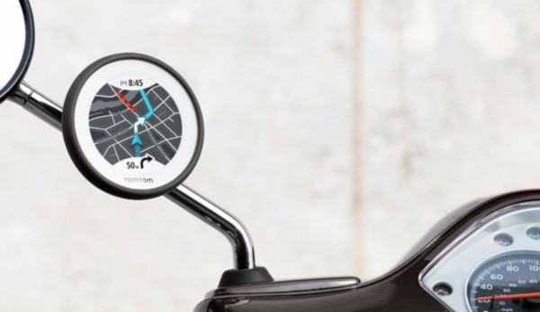 navigatie TomTom Vio spiegel bevestiging Piaggio 606521m