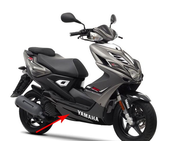 Cover unter Yahama Yamaha Aerox 2013 Schwarz original Spoiler unten