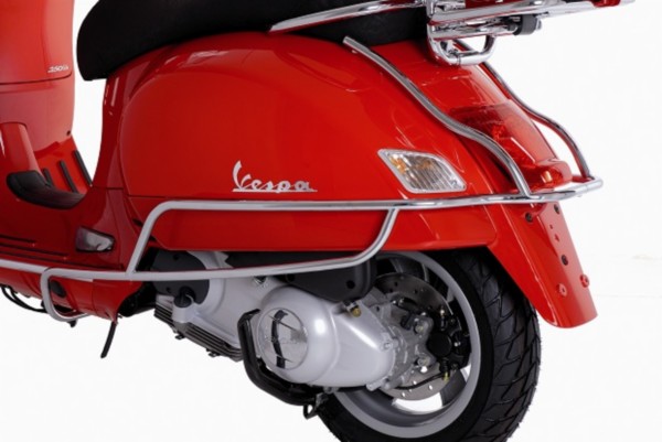 Sierbeugelset side cover Vespa Vespa GTS all Vespa GTS 125cc Vespa GTS 250cc Vespa GTS 300cc GTS300euro GTV chrome