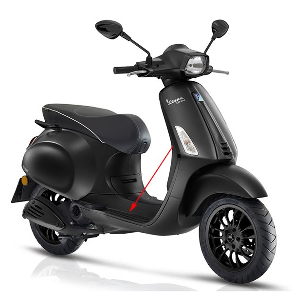 Treeplank [notte] Vespa Sprint 4T (euro4) rst2018 zwart mat 99 C Piaggio origineel 67361200nv