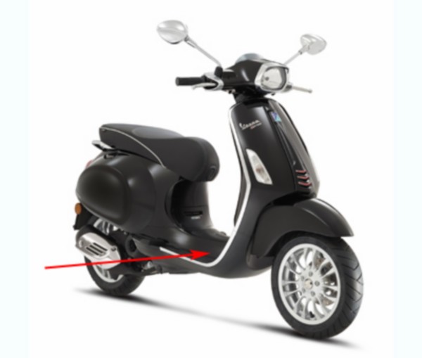 Treeplank Vespa Sprint zwart lucido 94 Piaggio origineel 6736125090