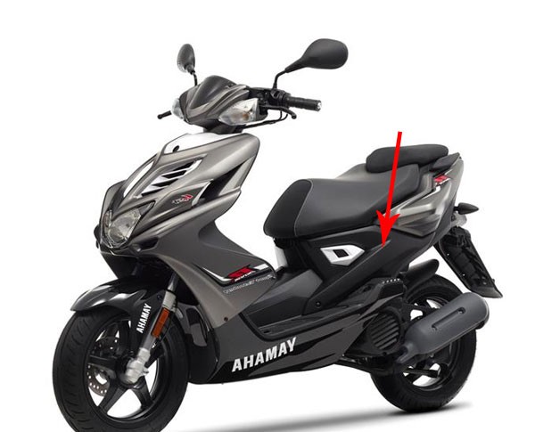 Zijscherm midden Yamaha Aerox 2013 zwart links origineel 1phf171100