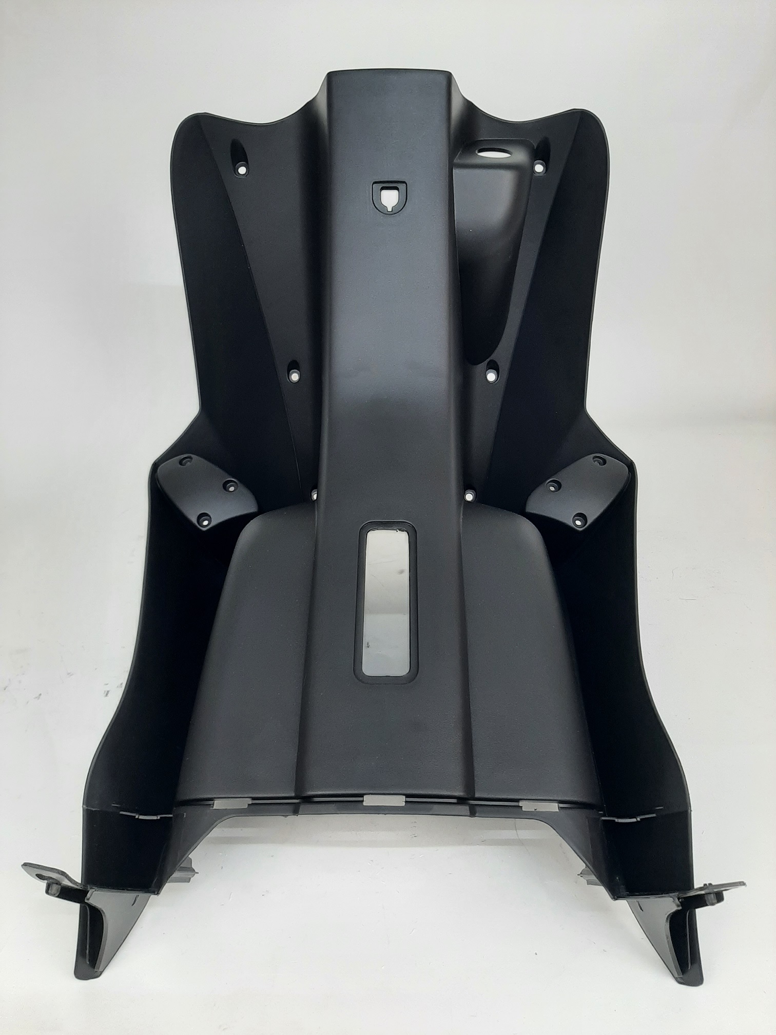 Leg shield Kymco Kymco Agility 12 inch black