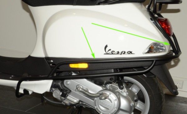 Protection bumper set side cover behind matt black Vespa LX, s, et2 with damage