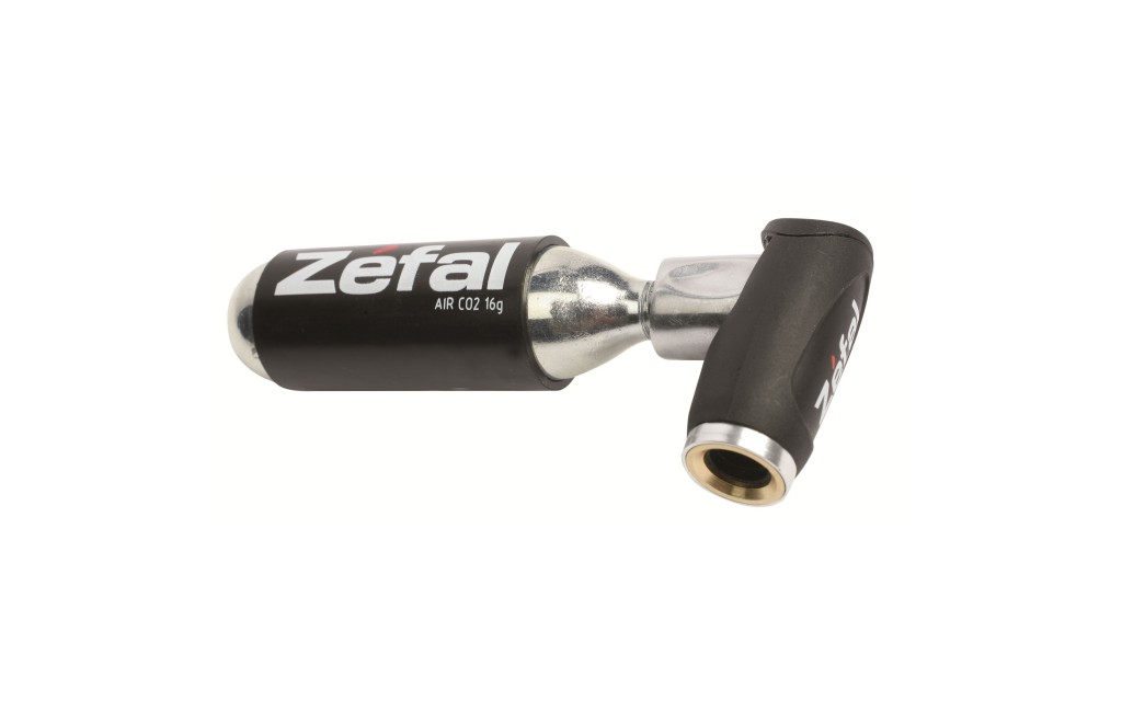 Tyres air pump CO2 cartridge pump zefal Ez Puch