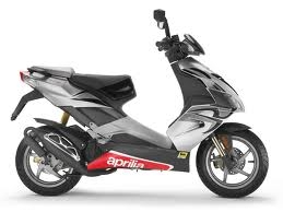 SR 50 L/C Factory R Piaggio IE+ Carburateur 2010-2011