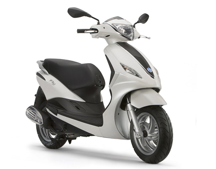 Onderdelen Piaggio New Fly 4-takt 4-klepper (45km/h uitvoering) wit 566