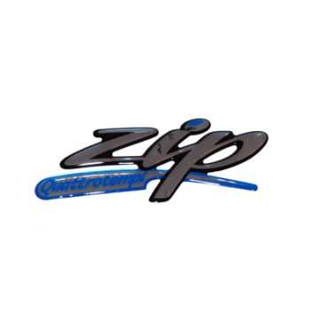 Sticker/logo (Zip Quattrotempi) 3D dik Piaggio Zip 2000→ motorscherm 620835 origineel