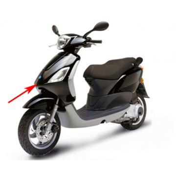 Voorfront Piaggio New Fly zwart lucido 94 origineel 6219800090