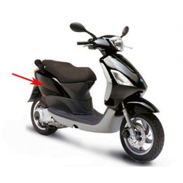 Zijscherm/motorscherm Piaggio Fly lucido zwart 94 links. origineel 6219860090