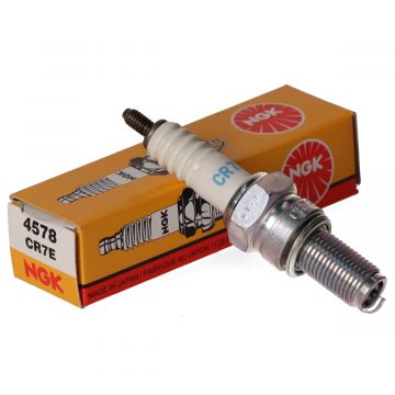 Bougie CR7E Yamaha Aerox R 4-T Giggle Neo's 4-takt univ4t ngk