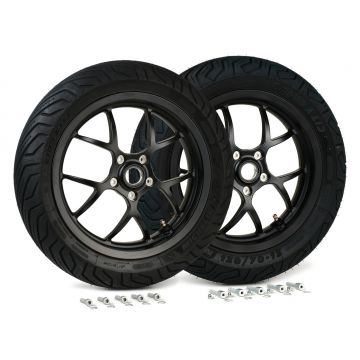 Complete wielset ((v/a) inclusief montageset) BGM PRO Sport 13 inch Michelin City Grip 2 120/70-13 130/70-13 Vespa GTS,GTS Super,​GTV,Sei Giorni,GT 60,​GT ,​GT L 125-300cc mat zwart