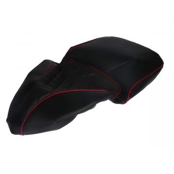 Zadelhoes chesterfield zwart met rode bies Primavera Sprint